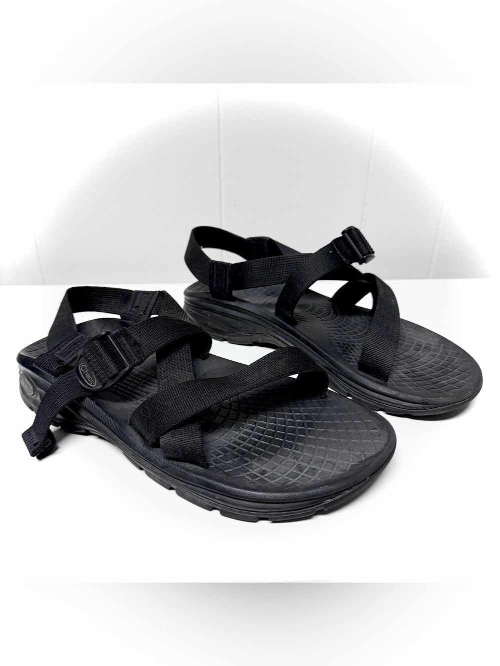 Chaco Men’s Zvolv 2 Black Sandals Size 10